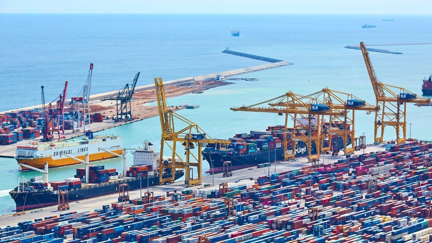 Port industriel de transport de fret affaires mondiales